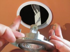 Замена люминесцентных ламп на светодиодные в Армавире